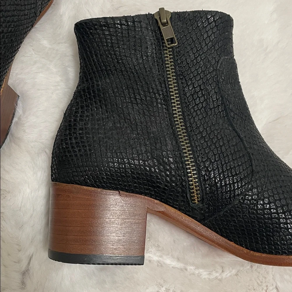H By Hudson Black leather snake Textured Ankle Booties